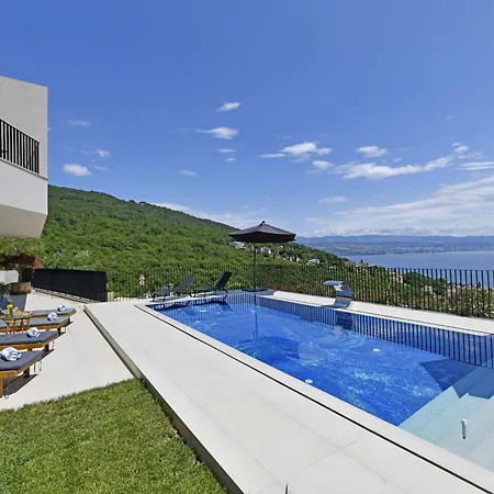 Lume Appartement Ičići